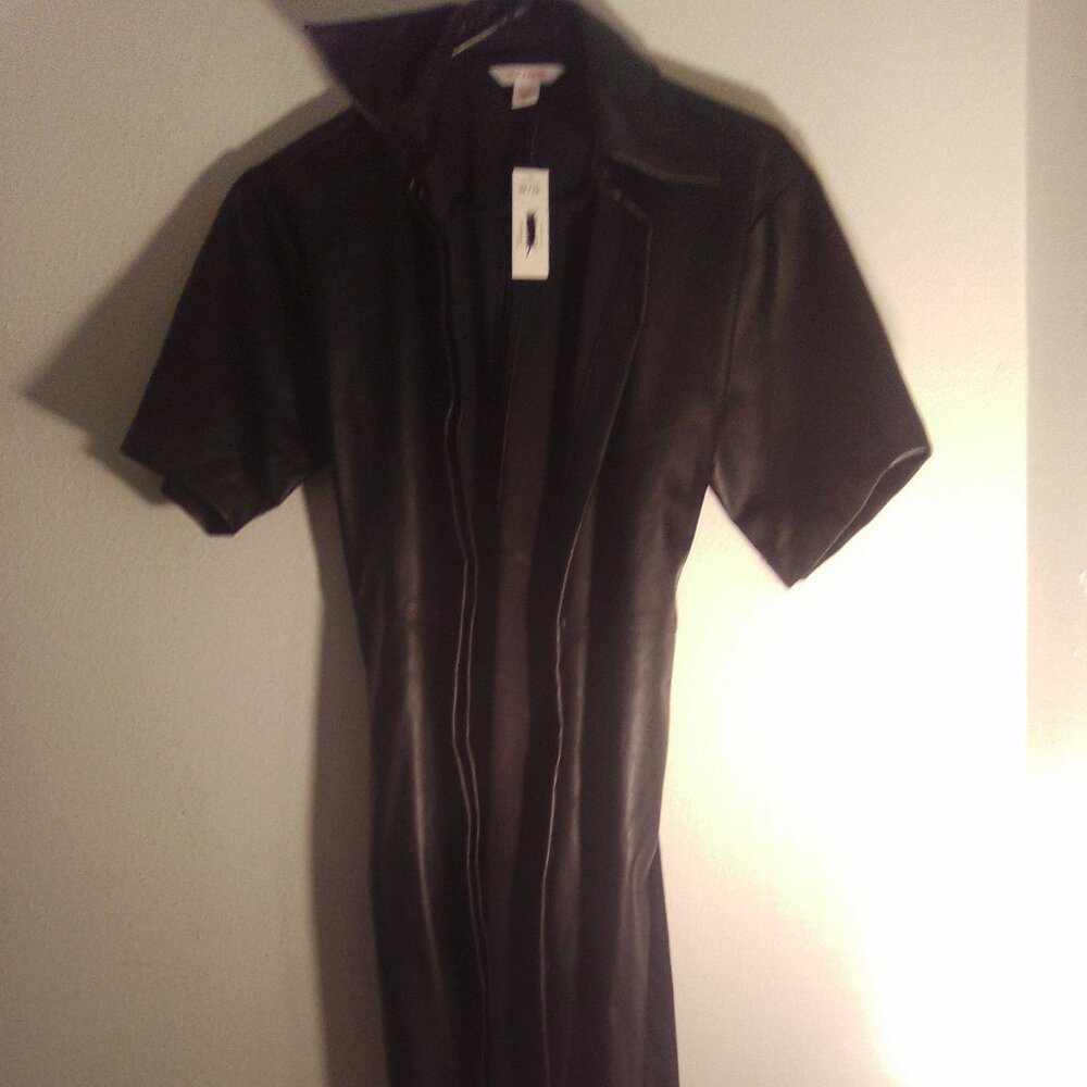 REAL LEATHER overcoat with tie together strap